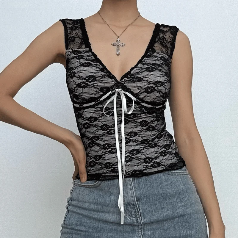 Cap sleeve v neck lace knotted backless top