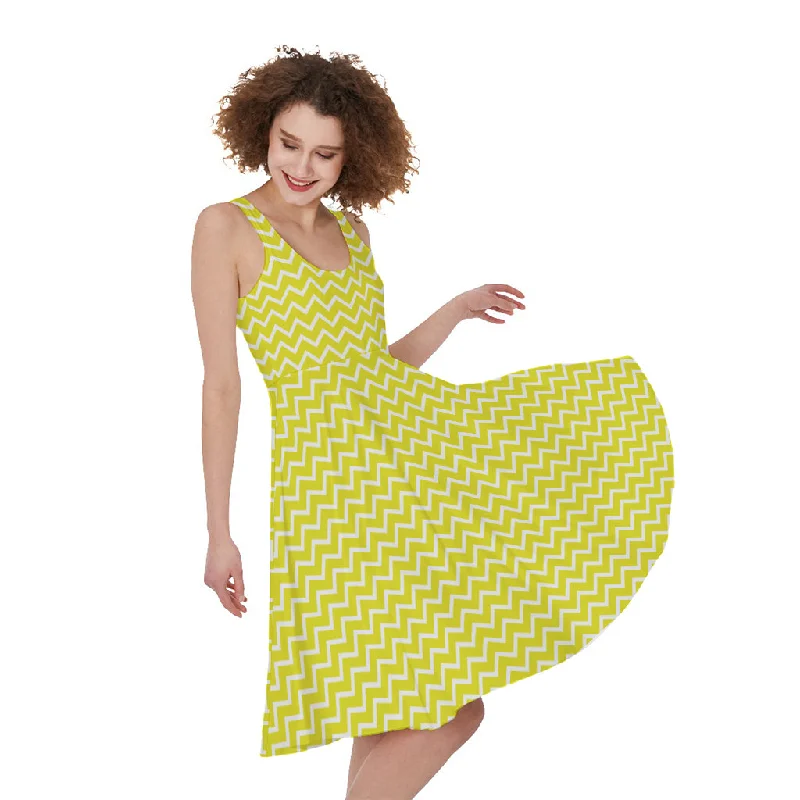 Yellow And White Zigzag Pattern Print Sleeveless Knee Length Dress